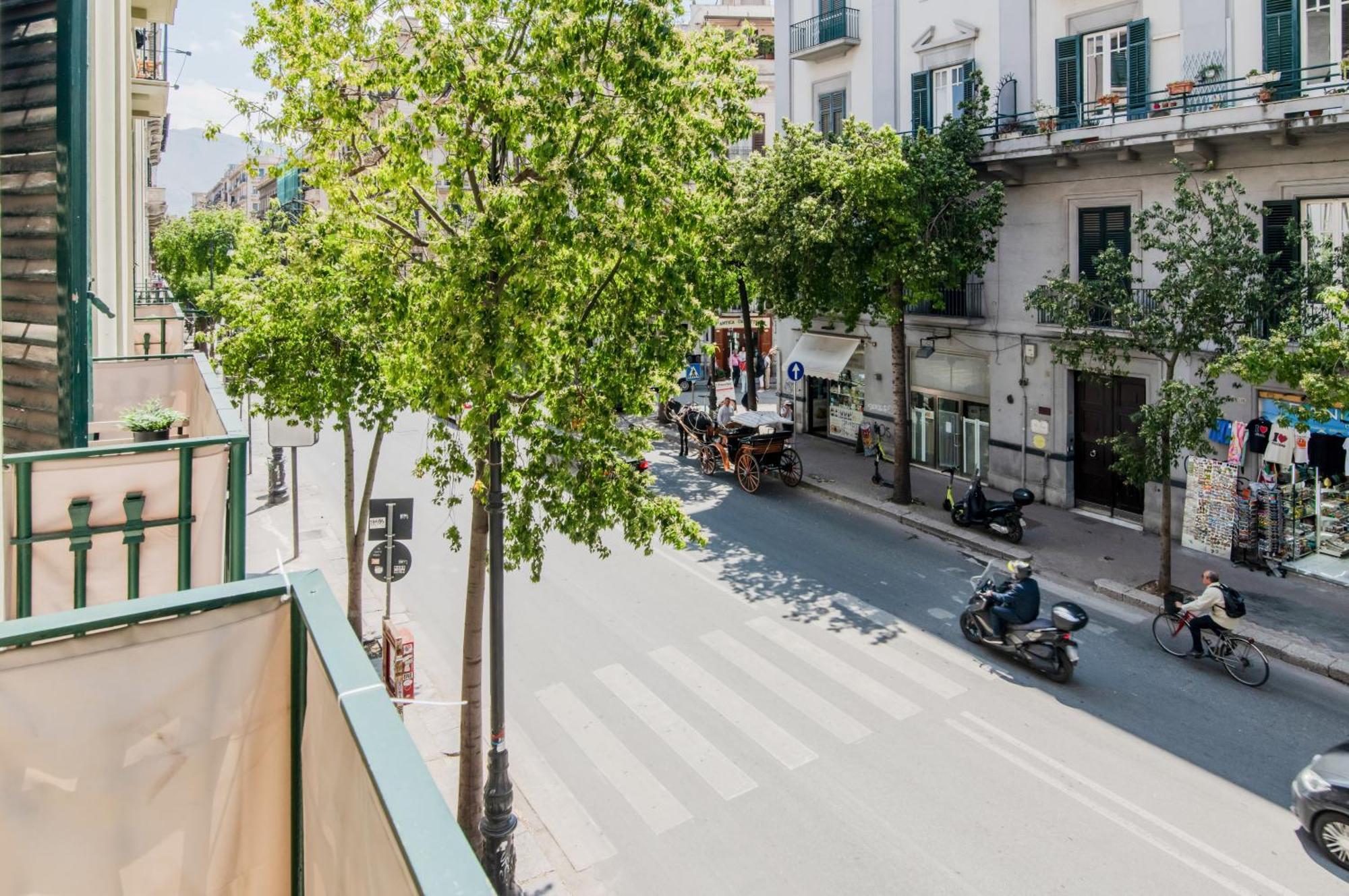 Panurban Bed & Breakfast Palermo Exterior photo